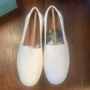 Toms Shoes Parker Slip On (white, size 8.5)